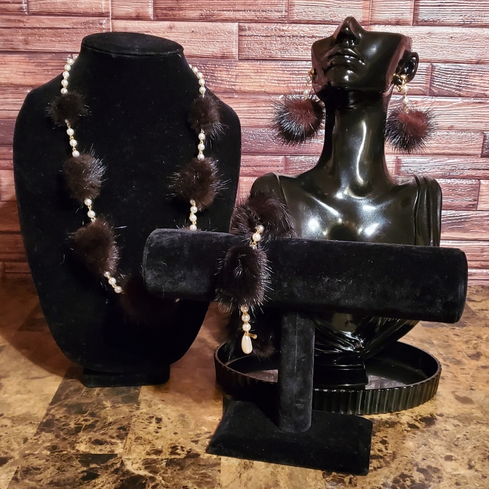 Genuine Mink Necklace - Bracelet  & Clip on Earrings Link Pearls - Vintage - Set